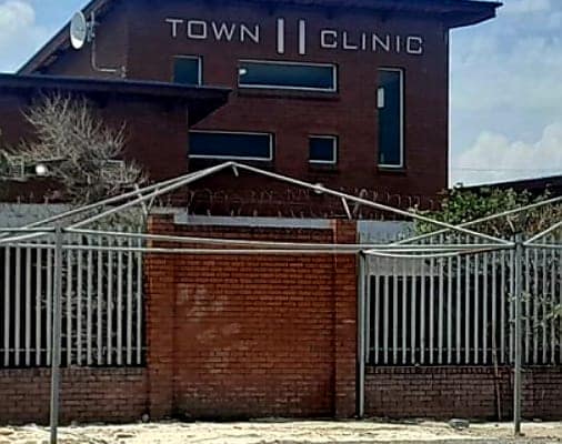Extortion by Criminal Gangs Forces Khayelitsha Clinic to Close because of expected payment from security company