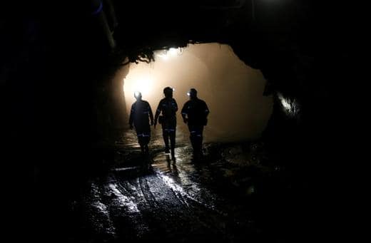 Race Against Time: Rescue Efforts Underway for Five Underground Workers-Families Await News on Trapped Workers