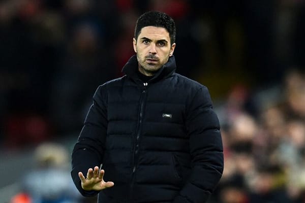 The Great Football Debate: Is It Better to Have a Long-Term Manager or Just Keep Winning Trophies?