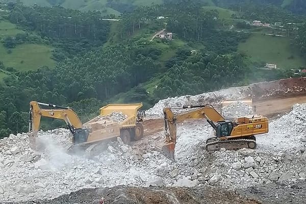 Storm Over the Sacred Trust: Unverified Lithium Allegations Ignite Tensions in Zulu Kingdom