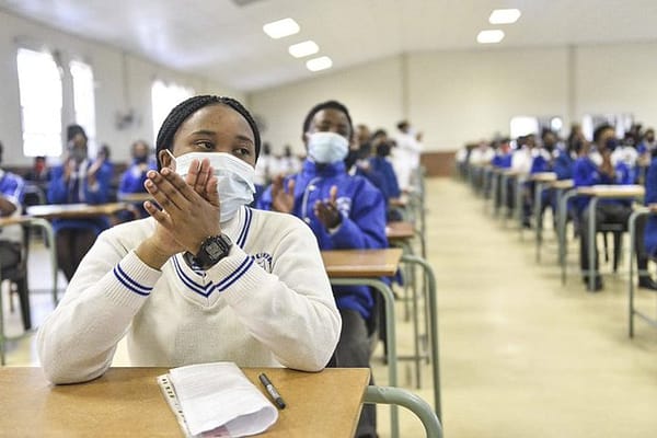 Automatic Grade Promotion Under Scrutiny: DBE Calls for Careful Study