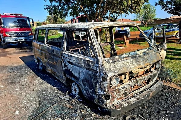 Vosloorus Scholar Transport Engulfed in Flames, Children Escape Unharmed