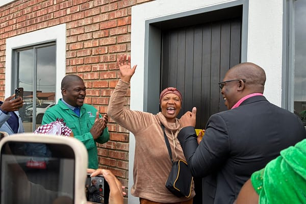 Mayor Xhakaza, Premier Lesufi and MEC Motara Launch Housing Project in Ekurhuleni-Chief Albert Luthuli Residents Receive 188 New Housing Units