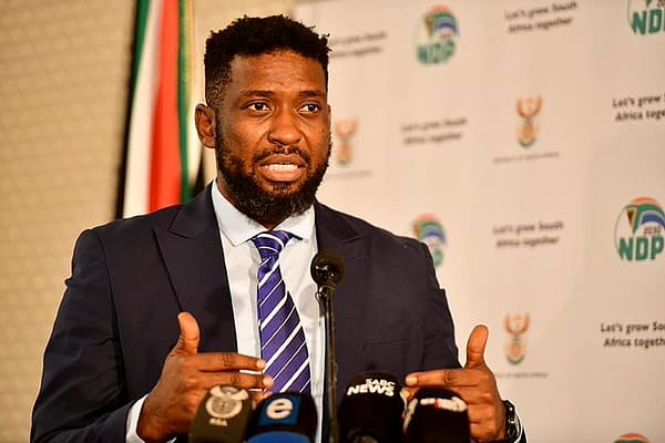 NSFAS Ordered to Activate Forensic Unit Amid Widespread Fraud and Audit Failures