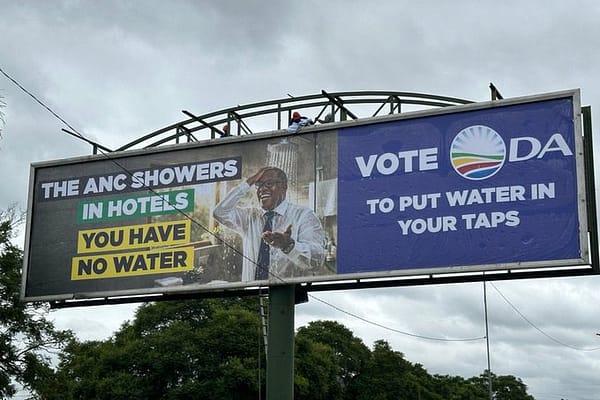 The ANC in Tshwane has criticised the DA over a billboard in Pretoria reading “ANC showers in hotels,” calling it a misleading and desperate election stunt.