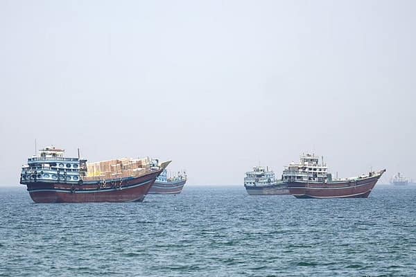 Diplomatic Shift: Donald Trump Halts Naval Escort Operation Over Iran Talks