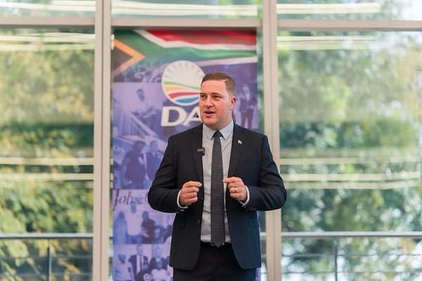 DA’s Hill-Lewis Reminds ANC It Can No Longer Govern Alone in GNU