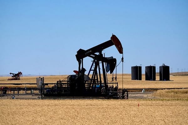 Uganda Nears Oil Production, but World Bank Urges Focus on Economic Reforms